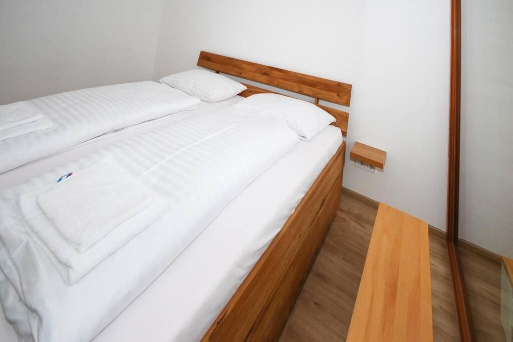 Lipnoport Lakeside Apartment Lipno nad Vltavou Ngoại thất bức ảnh